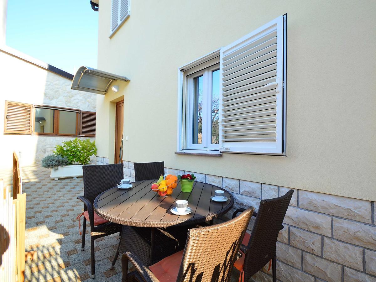Apartment Ante-2 By Interhome Бродарица Экстерьер фото
